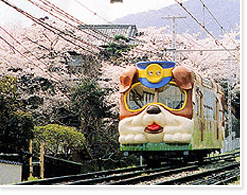 近畿日本铁道 生驹keburu电车